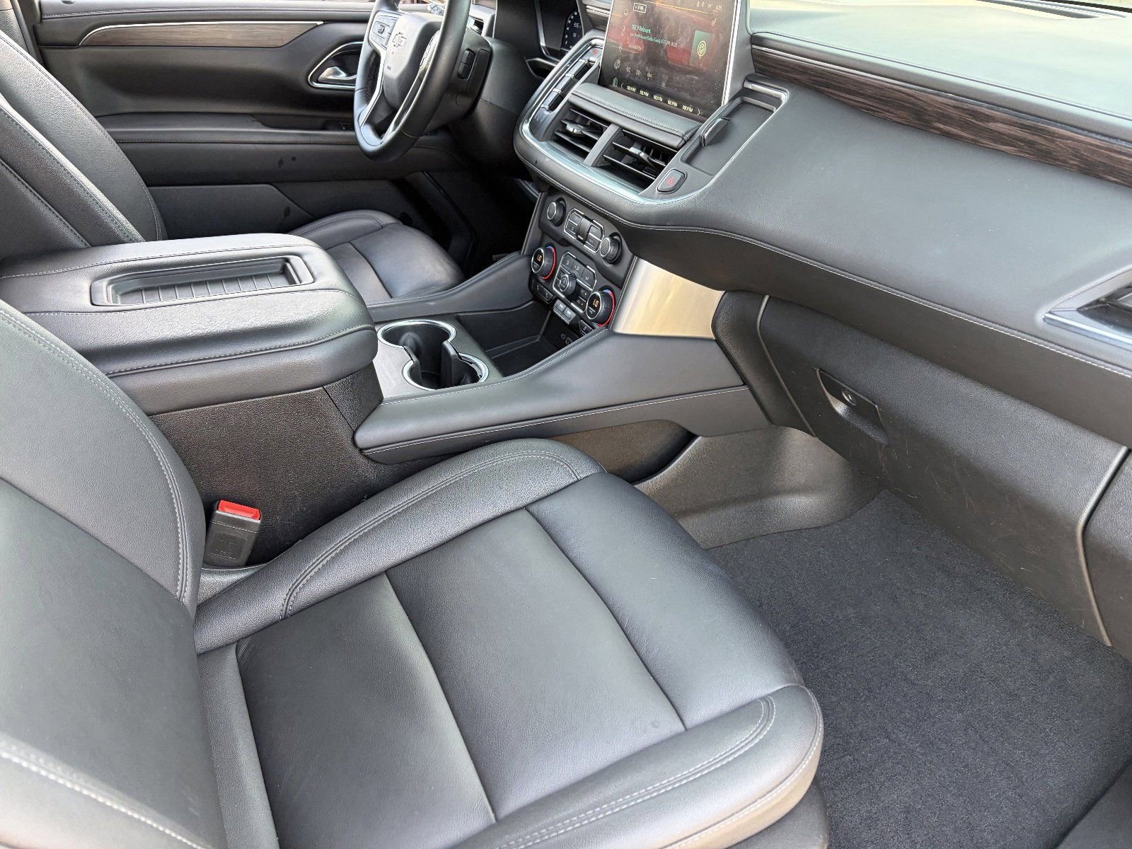 2023 Chevrolet Suburban Z71 - Photo 13