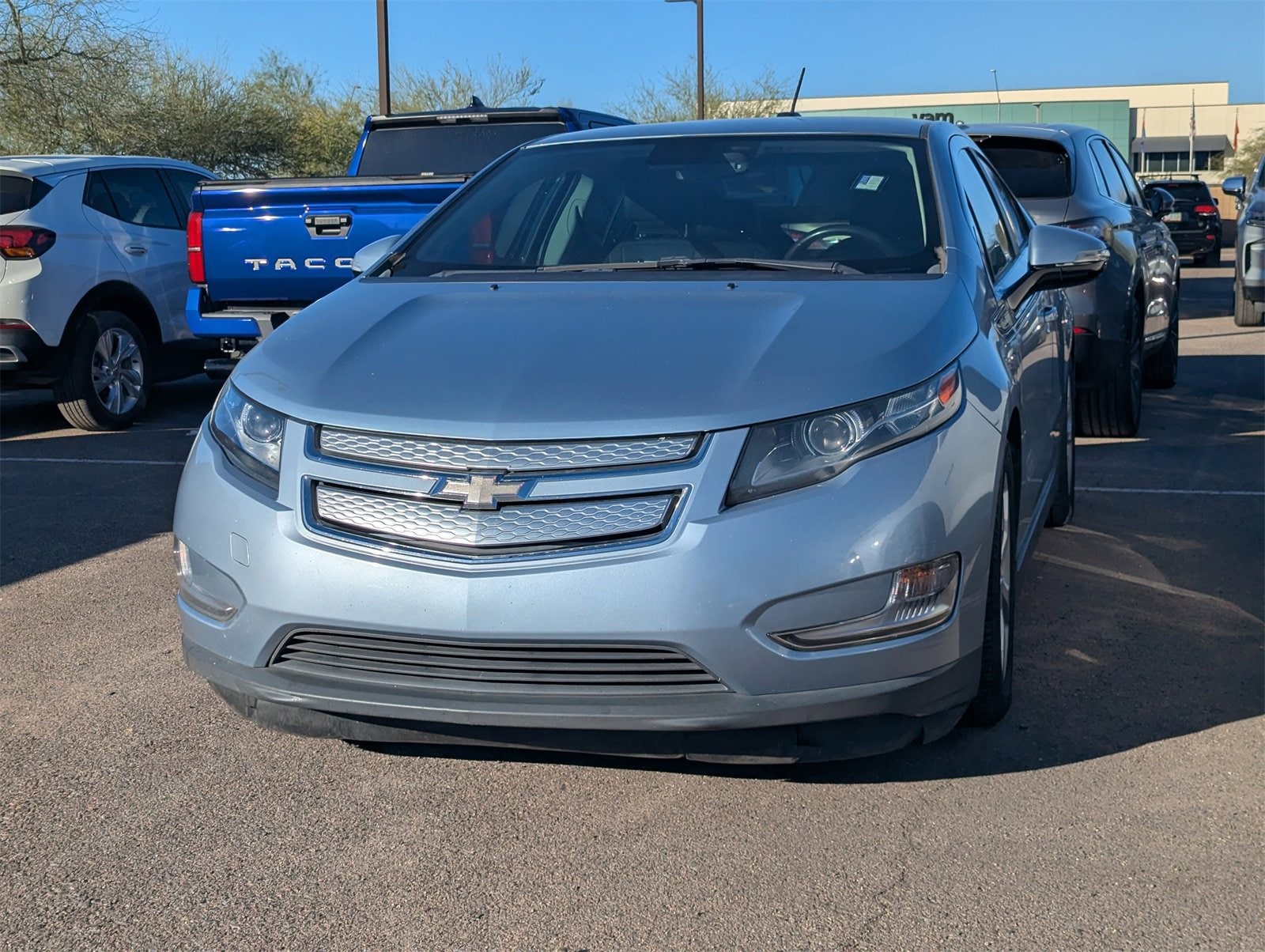 Used 2015 Chevrolet Volt Base with VIN 1G1RB6E44FU126033 for sale in Scottsdale, AZ