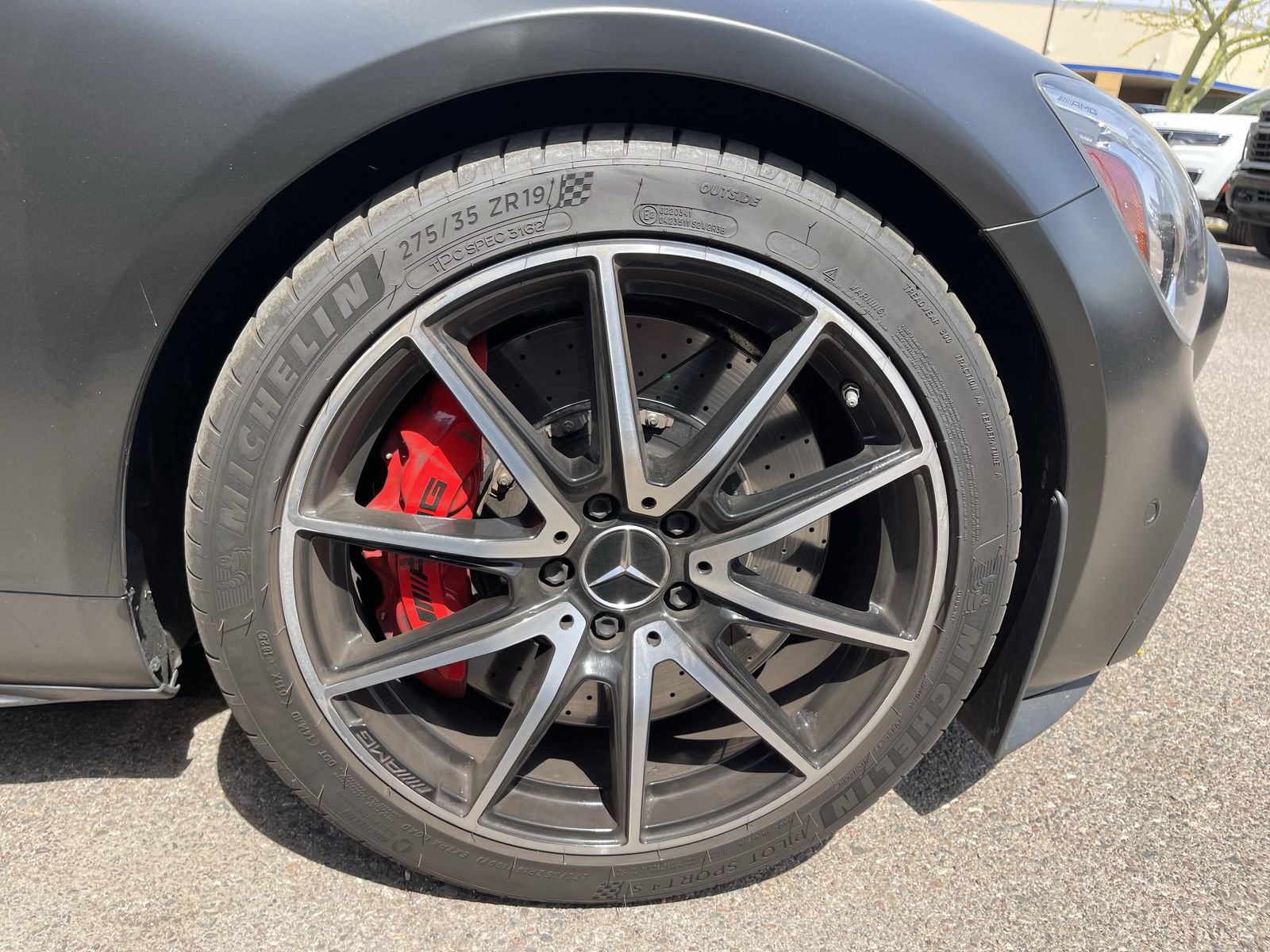 View vehicle photo 4