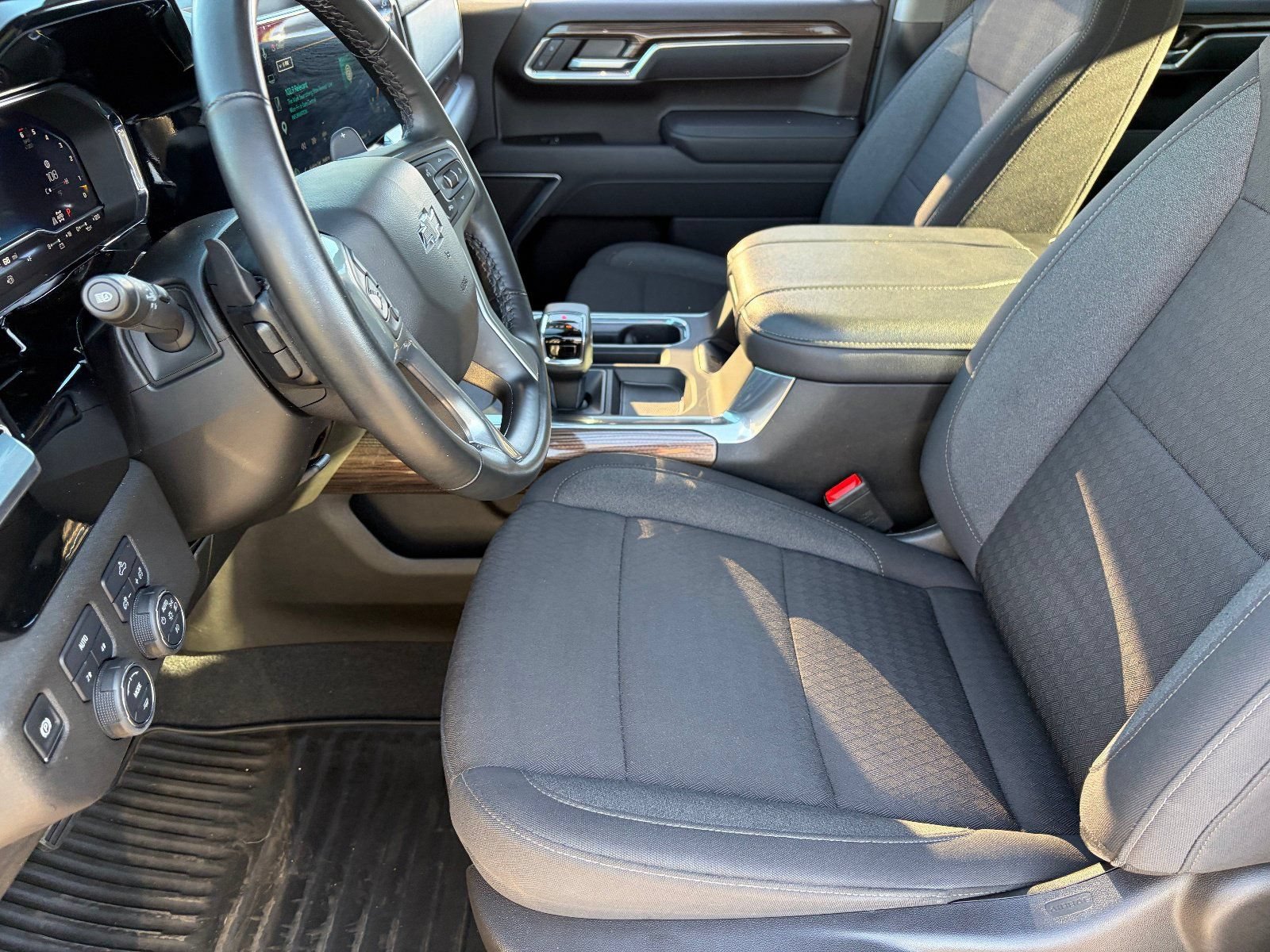 2025 Chevrolet Silverado 1500 RST - Photo 20