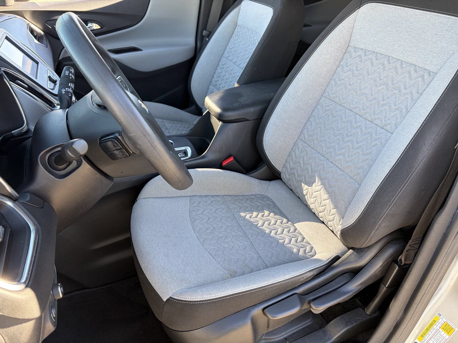 2024 Chevrolet Equinox LS - Photo 21