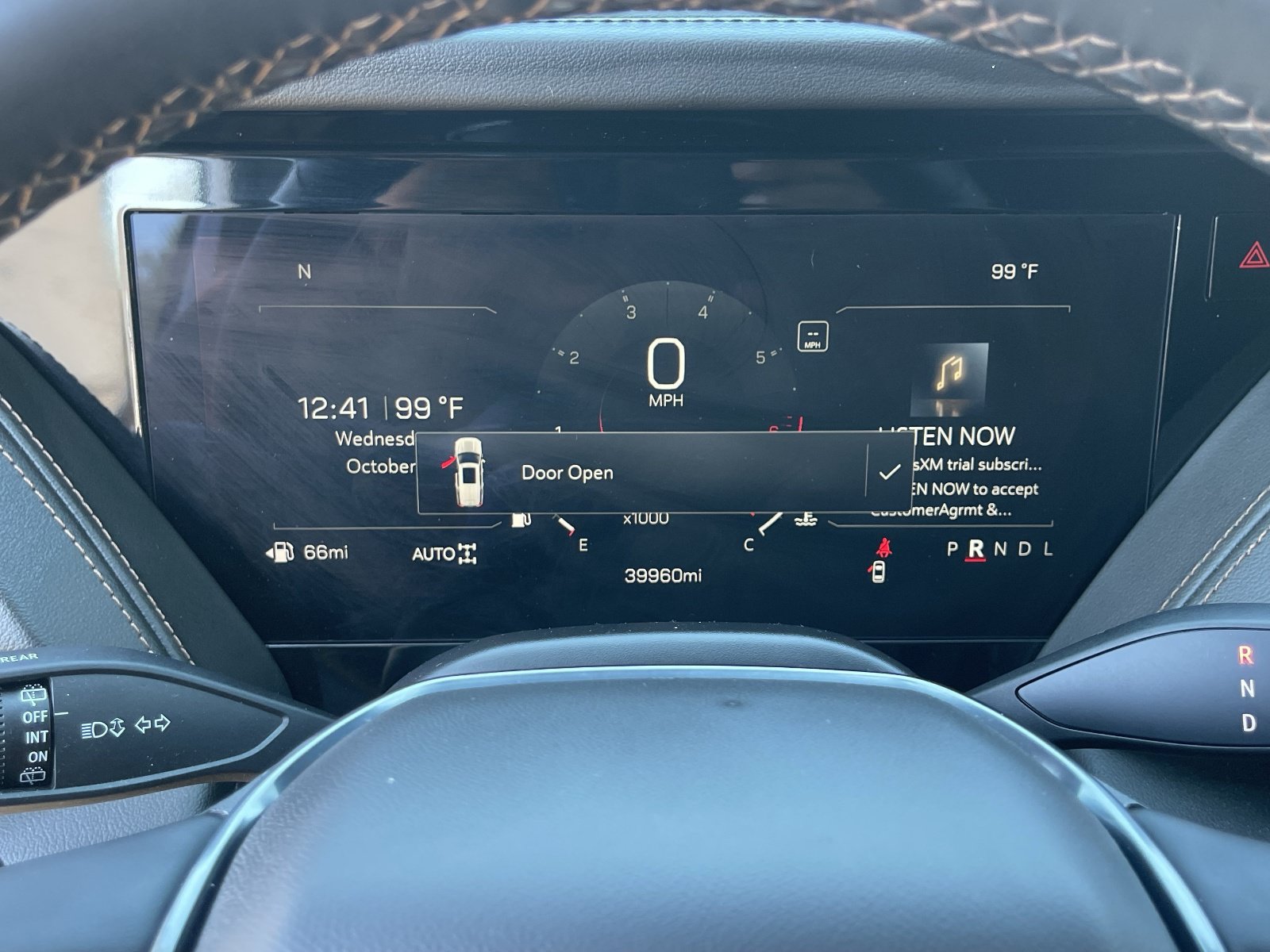 2025 GMC Yukon AT4 - Photo 33
