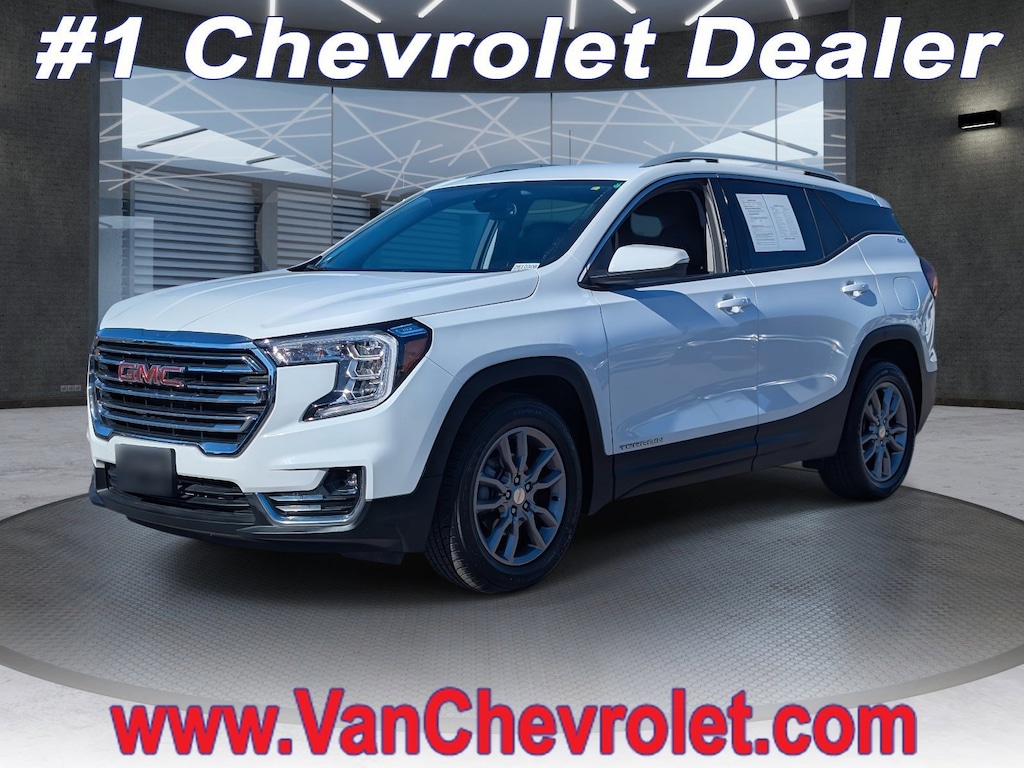 Used 2024 GMC Terrain SLT SUV