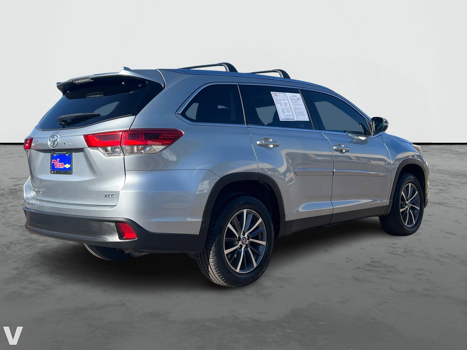 Image 7 of 2019 Toyota Highlander SE SUV