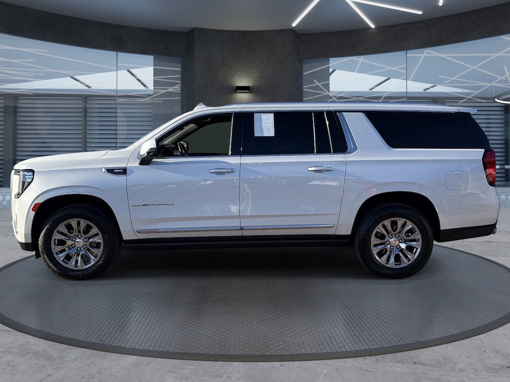 Used 2022 GMC Yukon XL Denali SUV