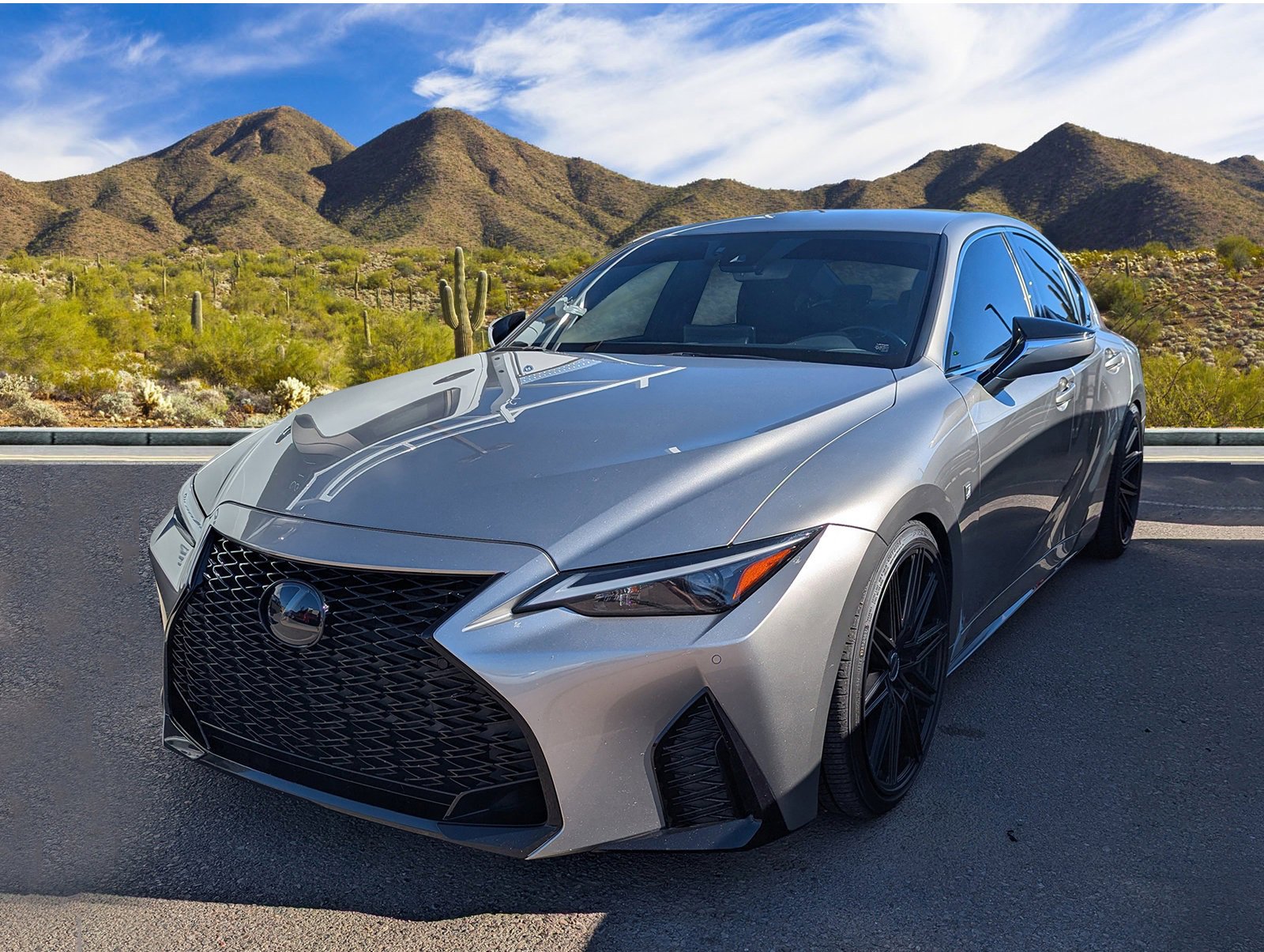 2021 Lexus IS 350 F SPORT photo 2