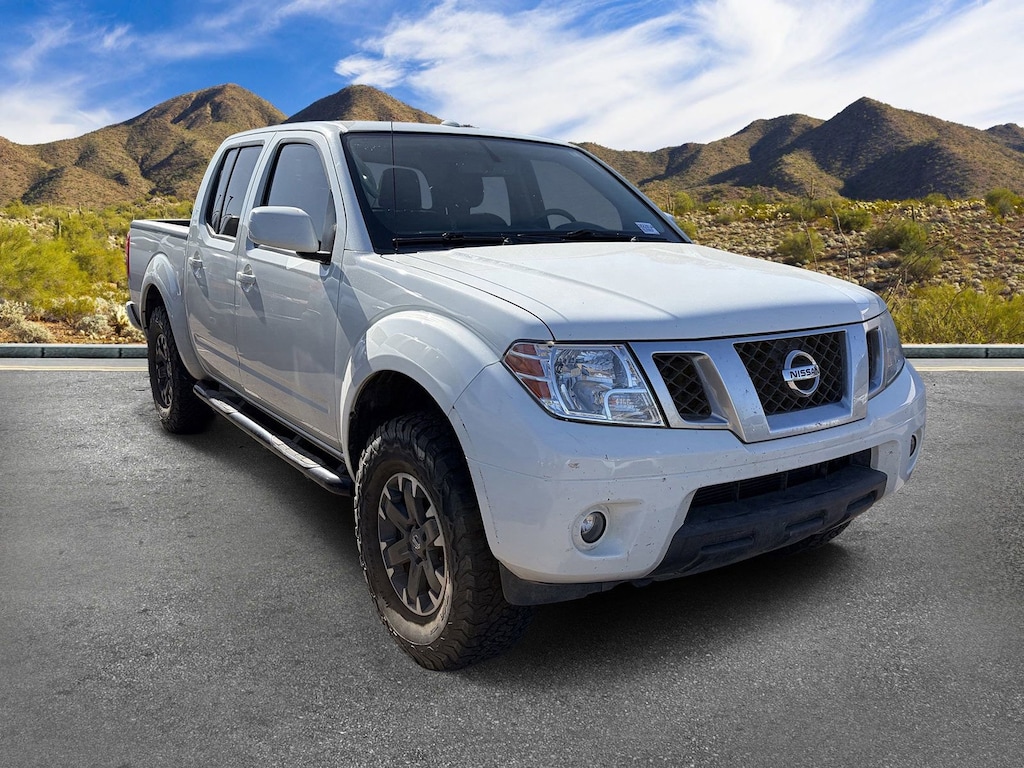 Used 2017 Nissan Frontier PRO-4X Truck Crew Cab