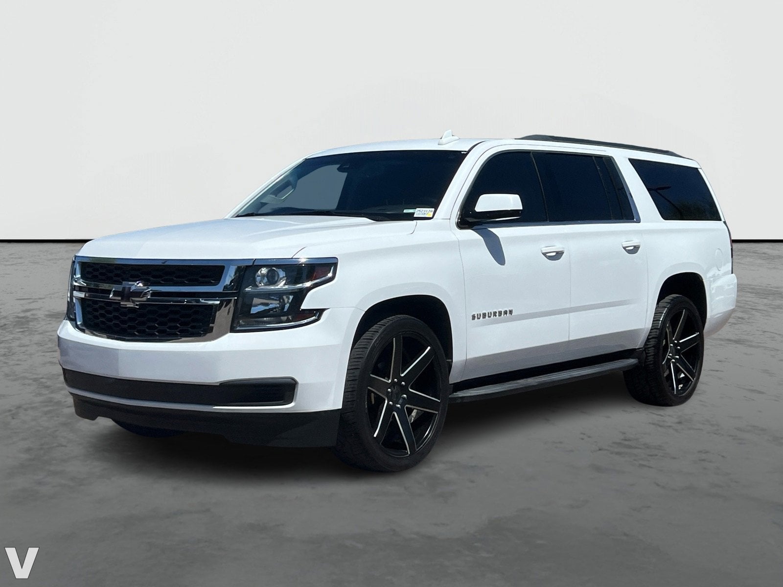 Used 2018 Chevrolet Suburban LT with VIN 1GNSKHKC5JR251044 for sale in Scottsdale, AZ