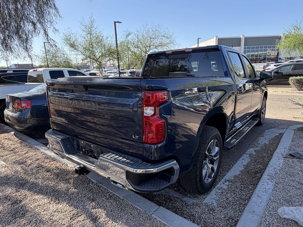 Used 2021 Chevrolet Silverado 1500 LT Truck Crew Cab