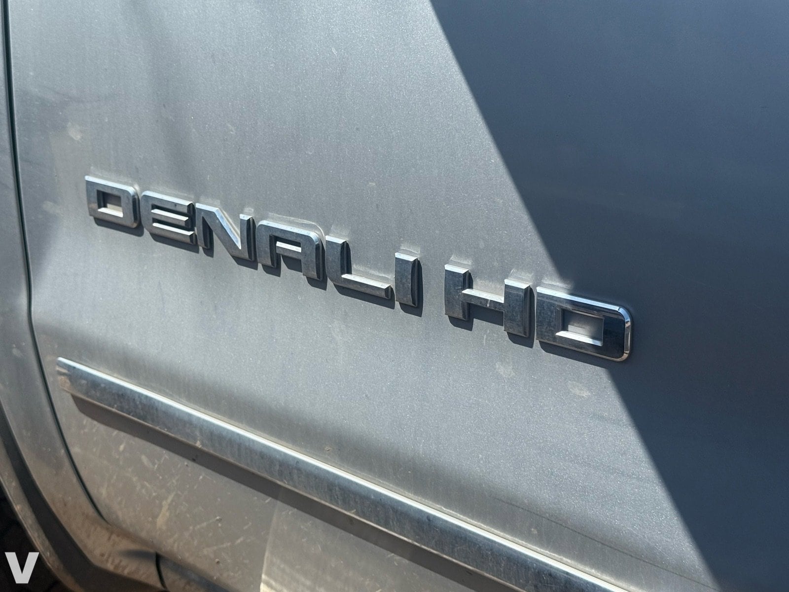 Image of 2018 GMC Sierra 2500 HD Denali Truck Crew Cab