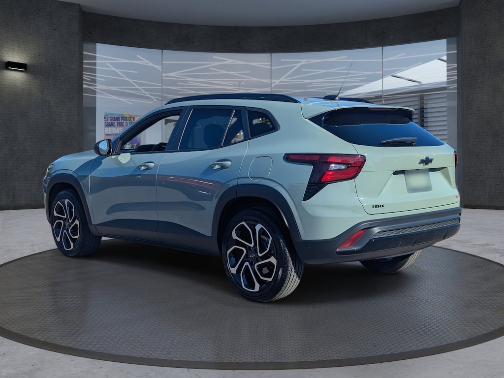 Used 2024 Chevrolet Trax 2RS SUV