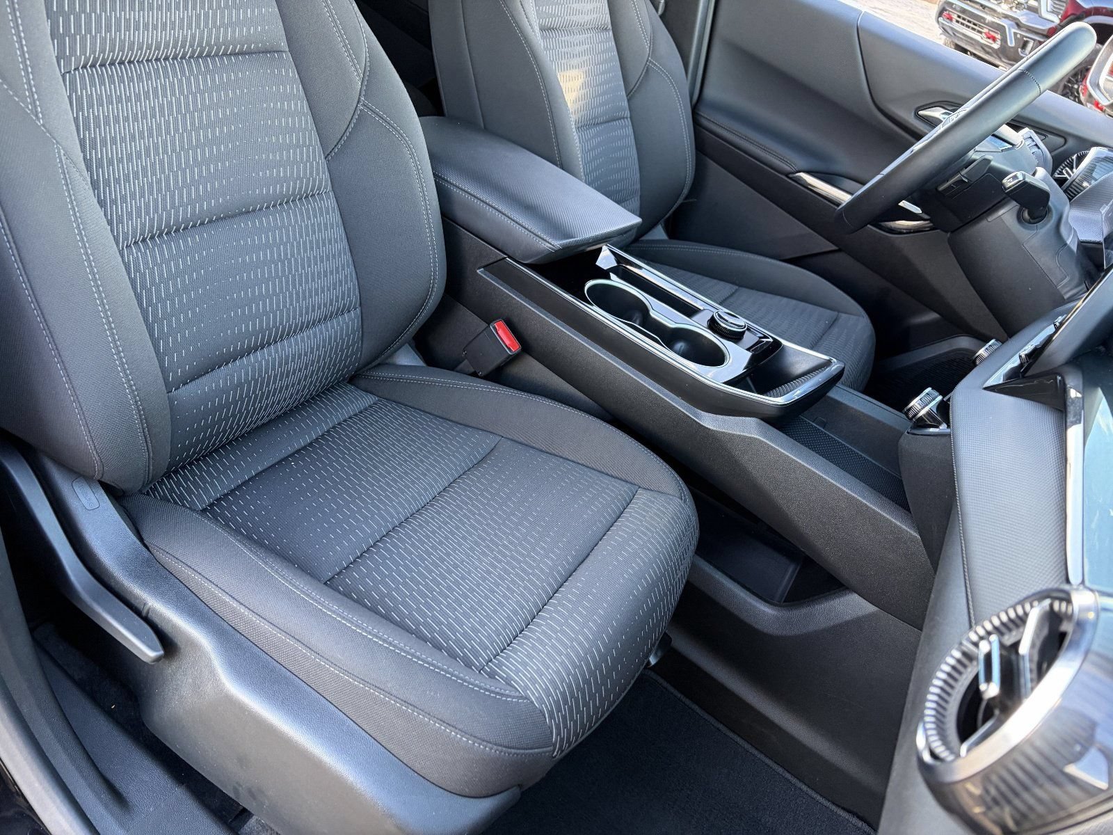 2026 Chevrolet Equinox LT - Photo 11