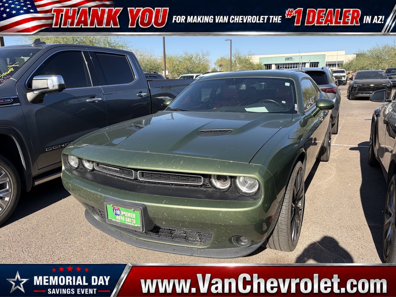 2021 Dodge Challenger SXT Auto's photo
