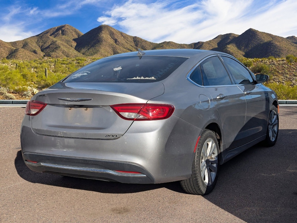 Used 2017 Chrysler 200 Limited Platinum Sedan