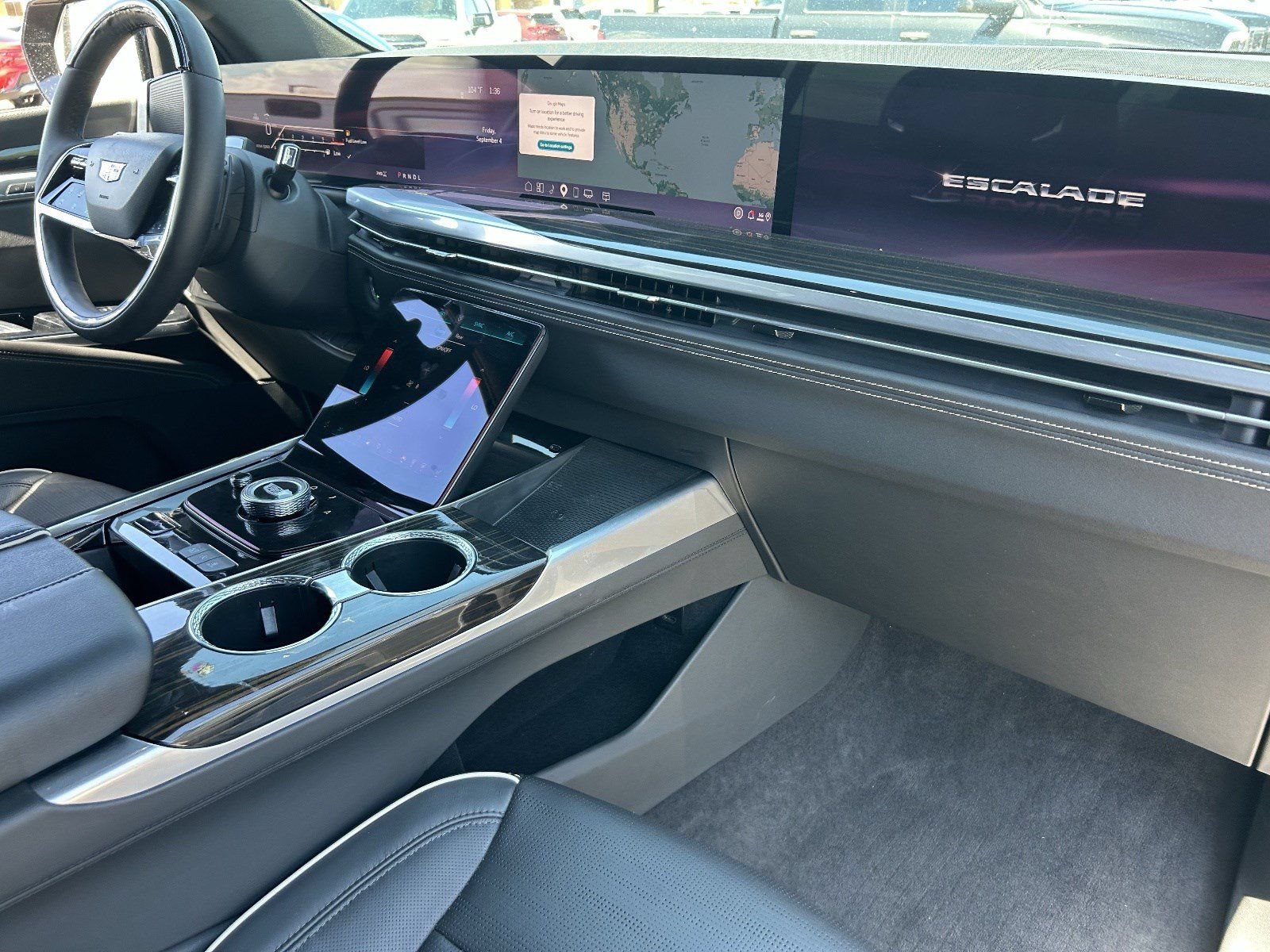 2025 Cadillac Escalade ESV Premium Luxury - Photo 13