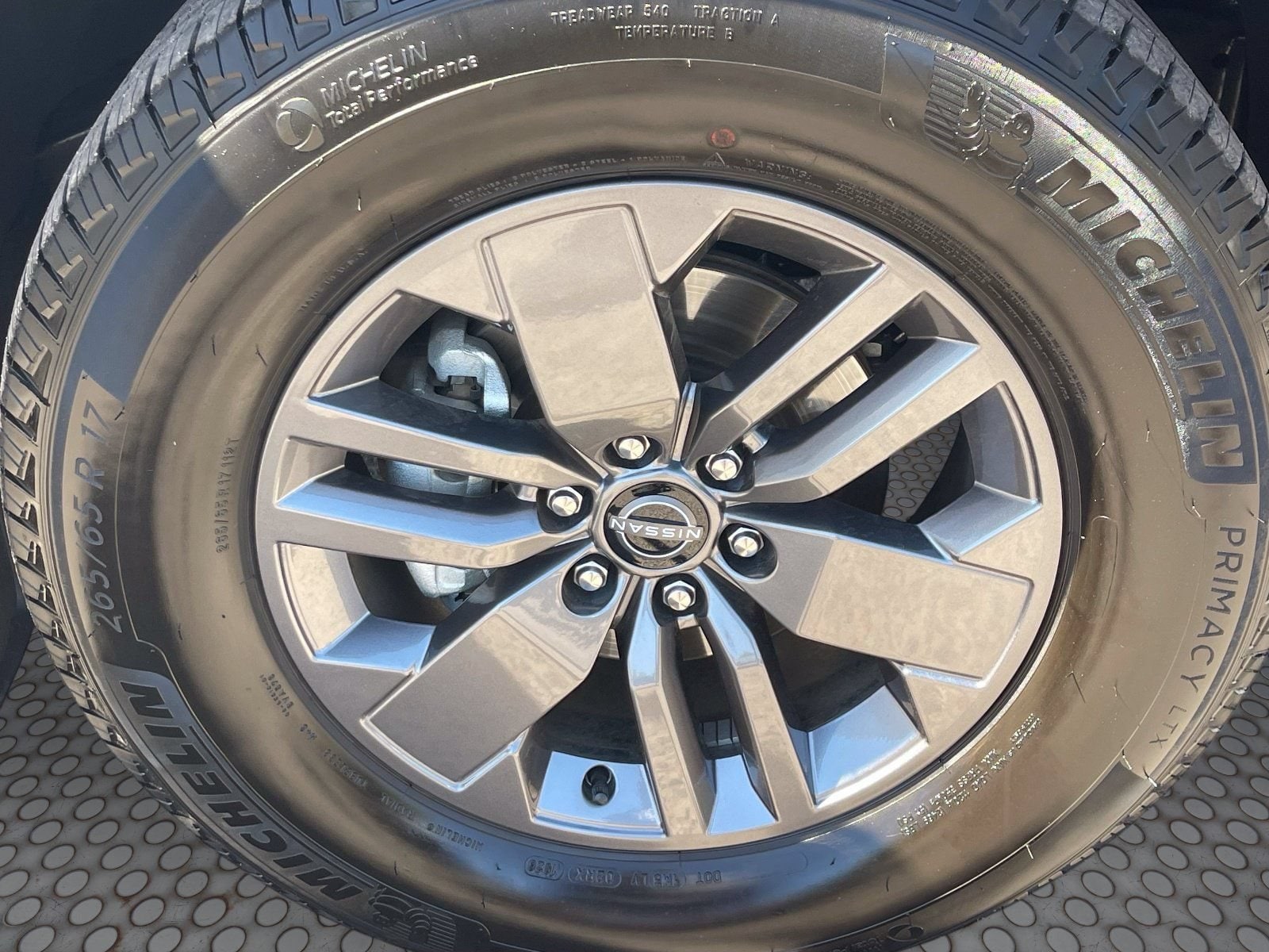 2026 Nissan Frontier SV - Photo 10