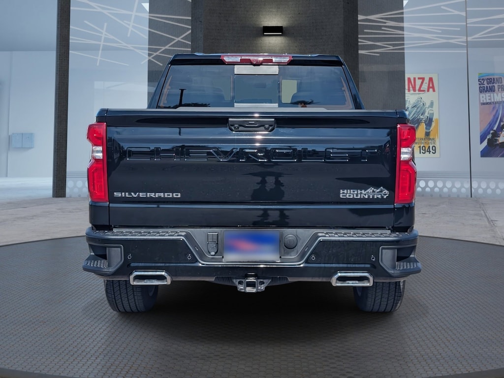 Used 2025 Chevrolet Silverado 1500 High Country Truck Crew Cab
