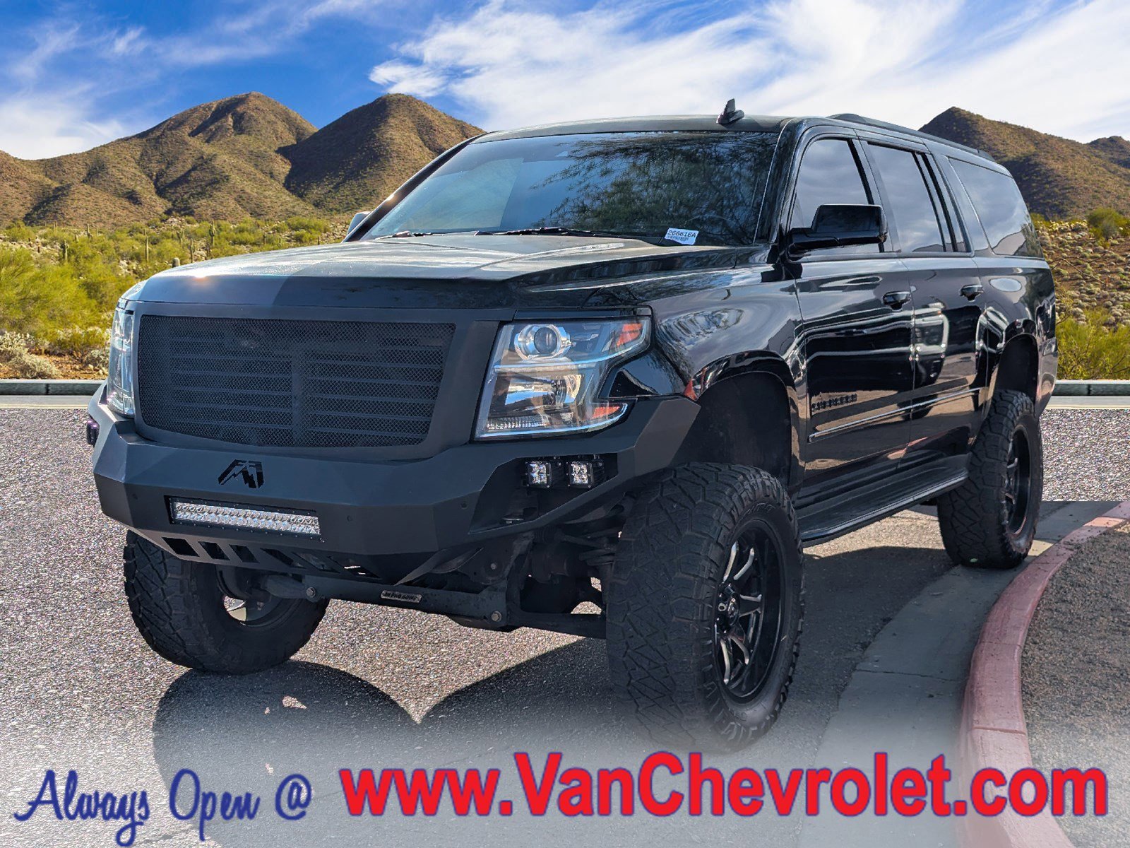 2020 Chevrolet Suburban Premier's photo