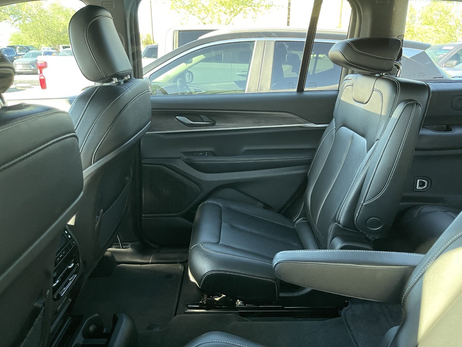 2025 Jeep Grand Cherokee L Limited - Photo 9