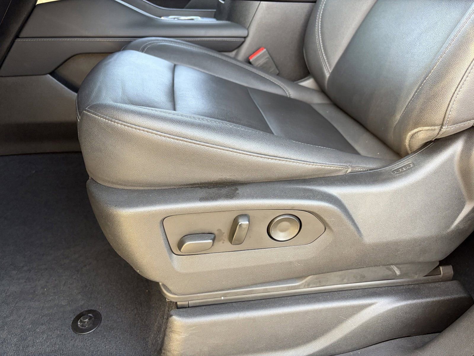 2023 Chevrolet Suburban Z71 - Photo 22