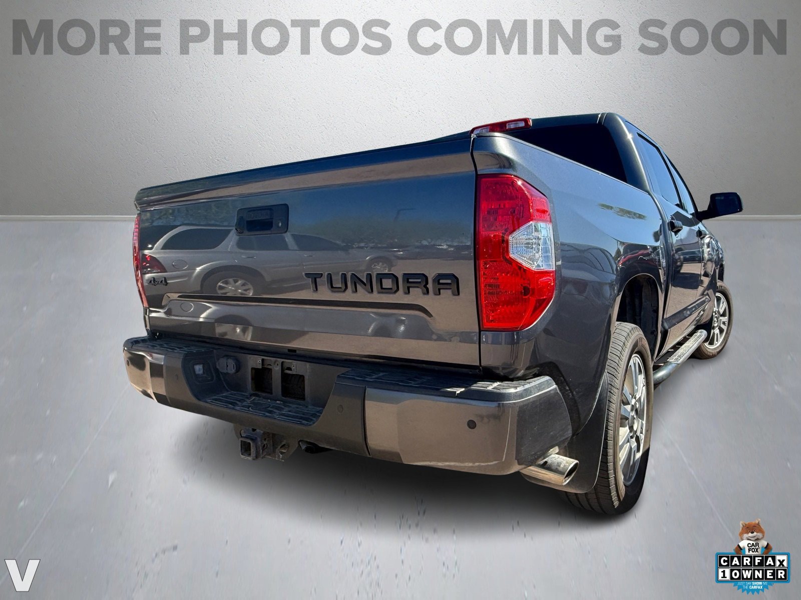 2017 Toyota Tundra Platinum photo 3