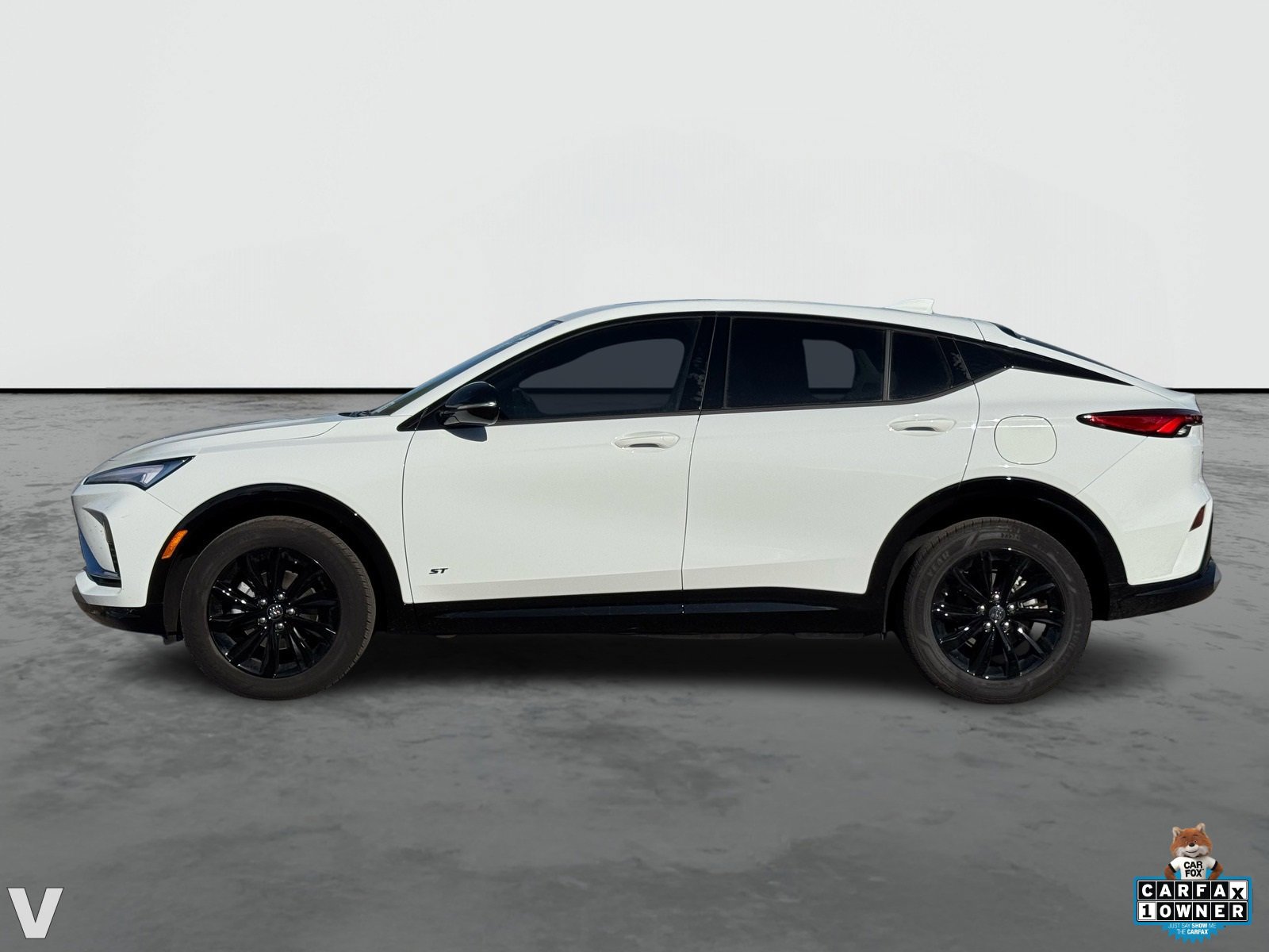2025 Buick Envista ST photo 2