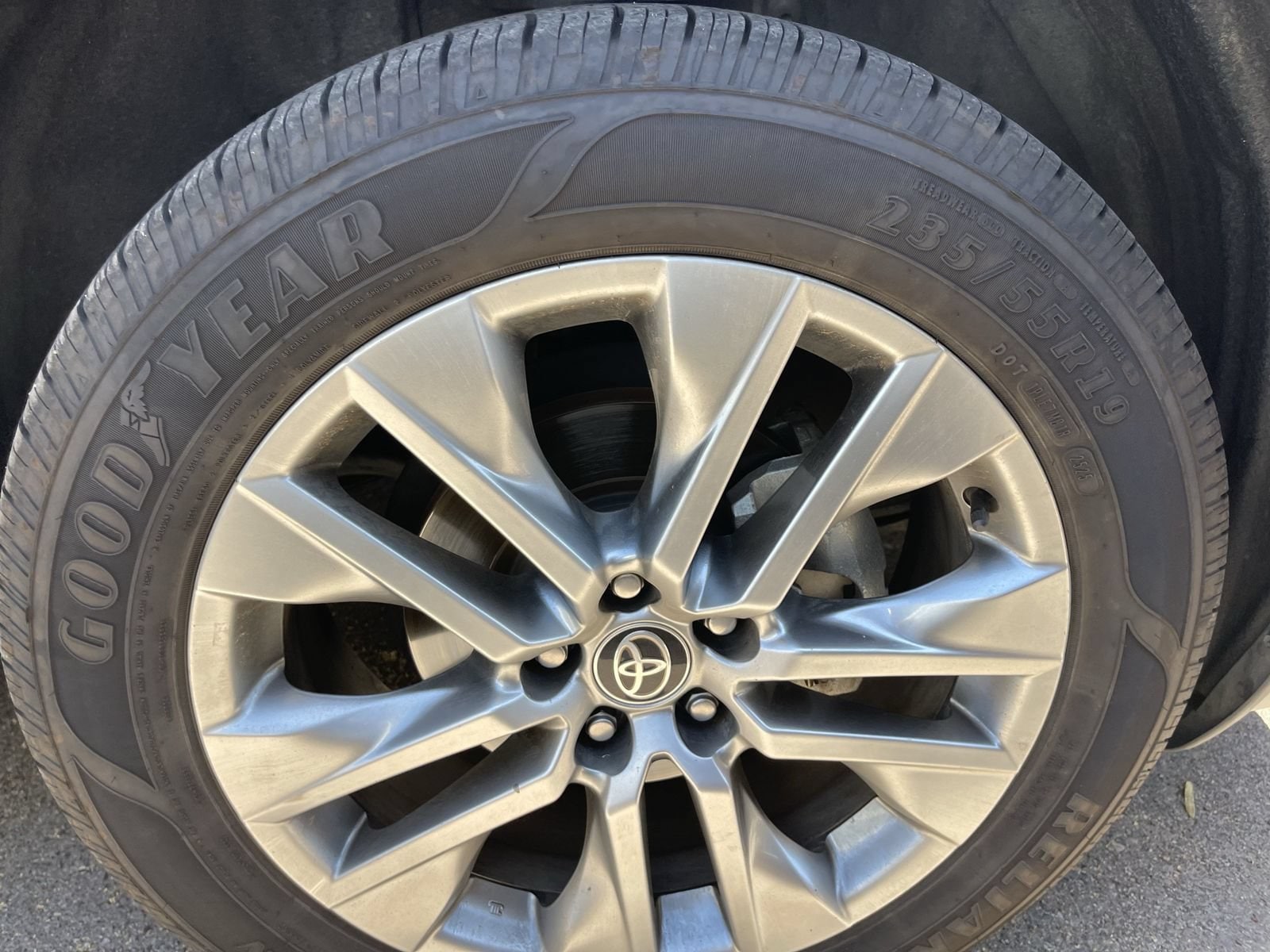 2023 Toyota RAV4 XLE Premium - Photo 5