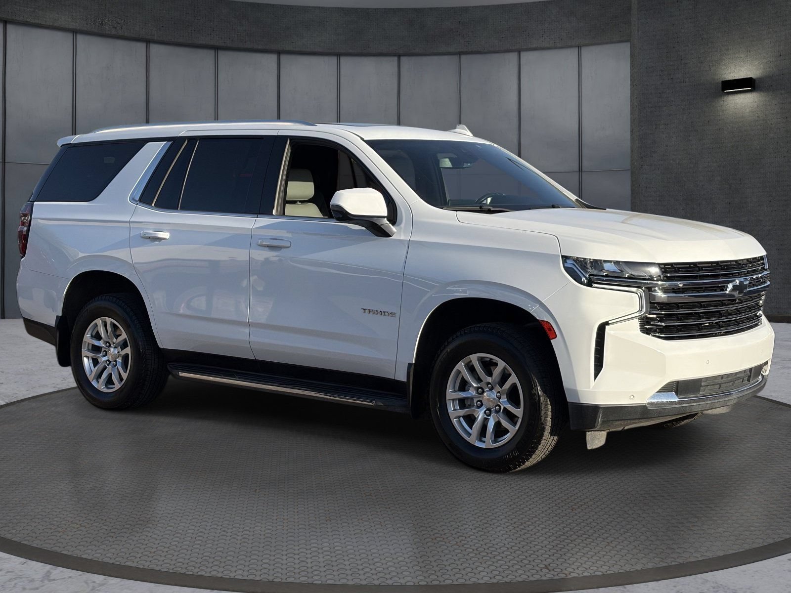 2022 Chevrolet Tahoe LT - Photo 8