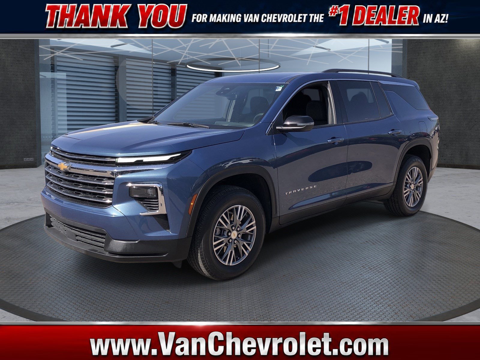 2025 Chevrolet Traverse LT