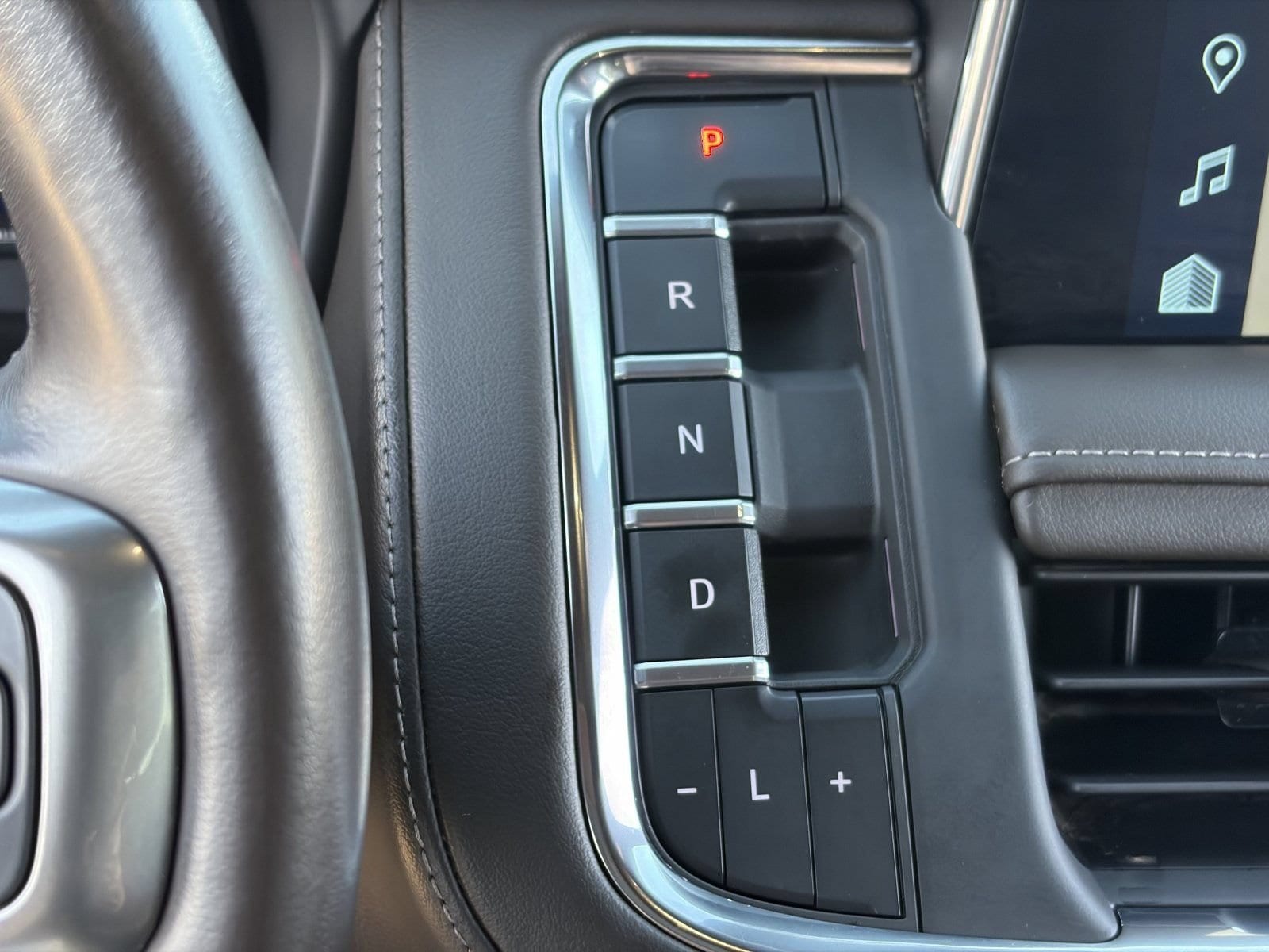 2022 Chevrolet Tahoe LT - Photo 32