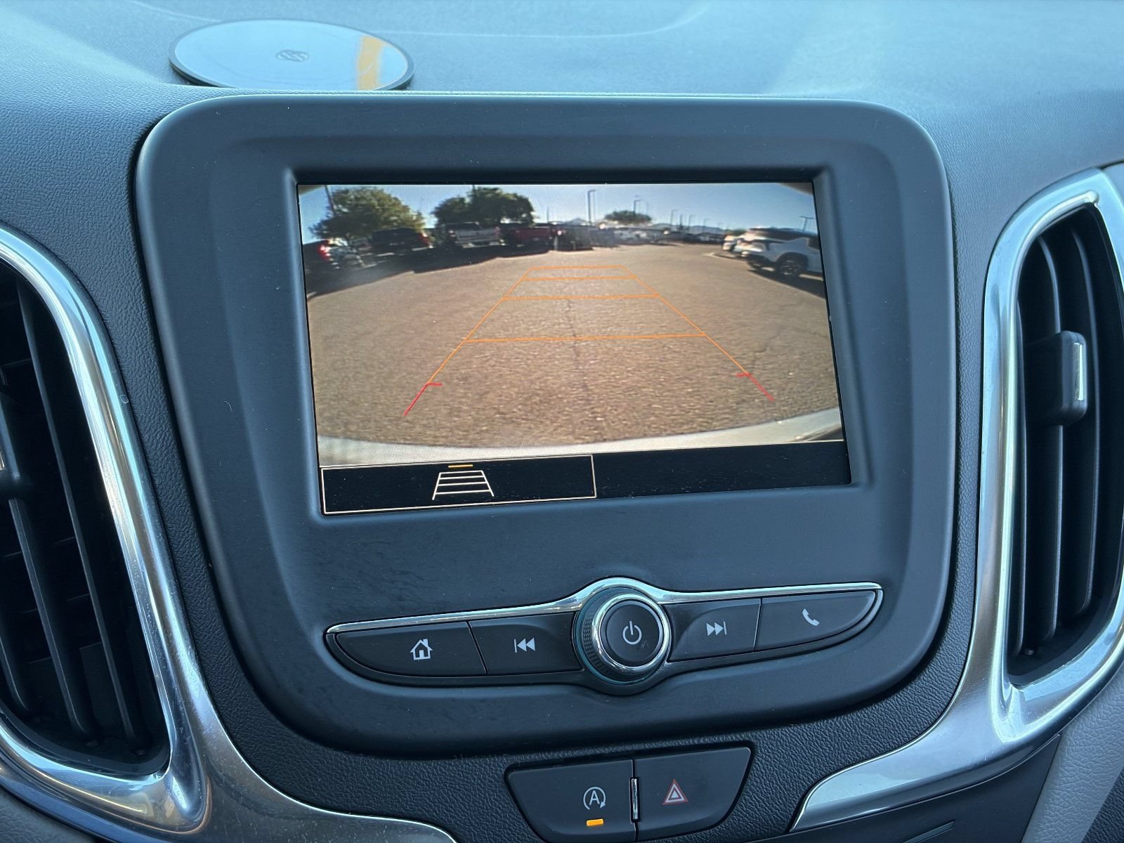 2024 Chevrolet Equinox LS - Photo 28