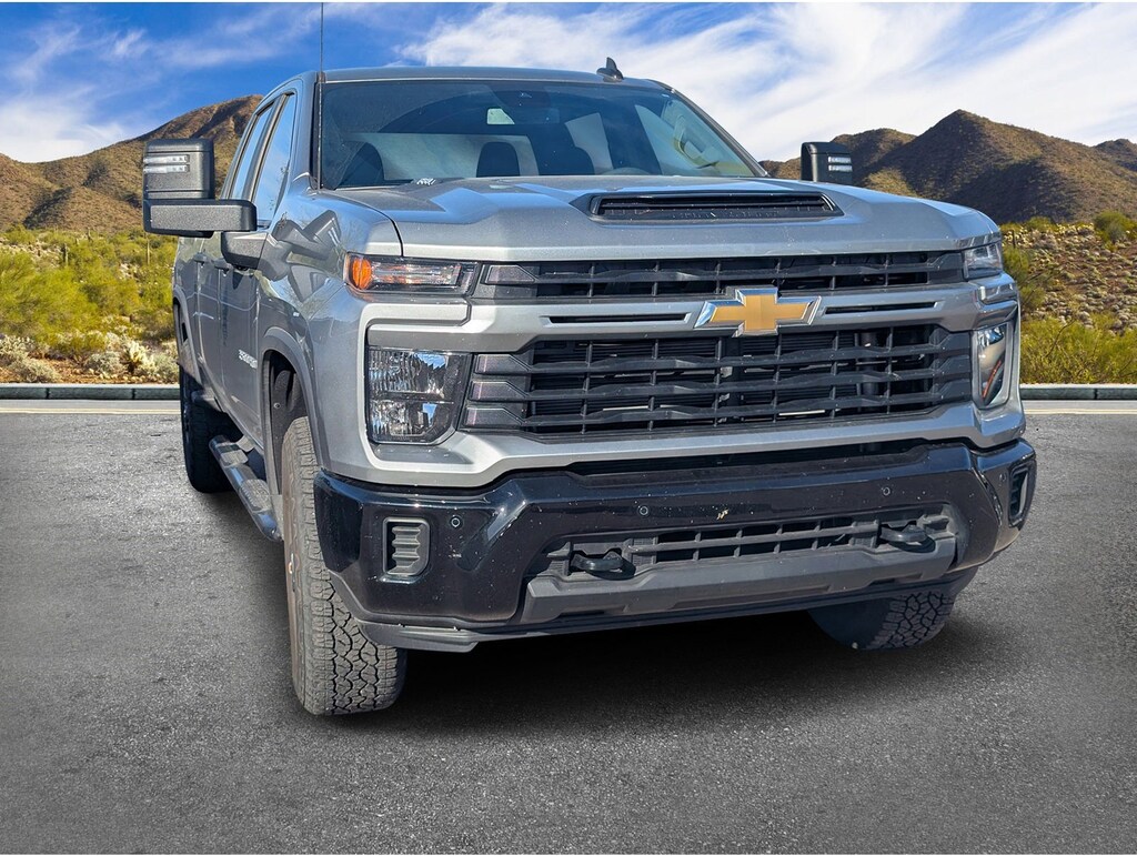 Used 2025 Chevrolet Silverado 2500 HD Custom Truck Crew Cab