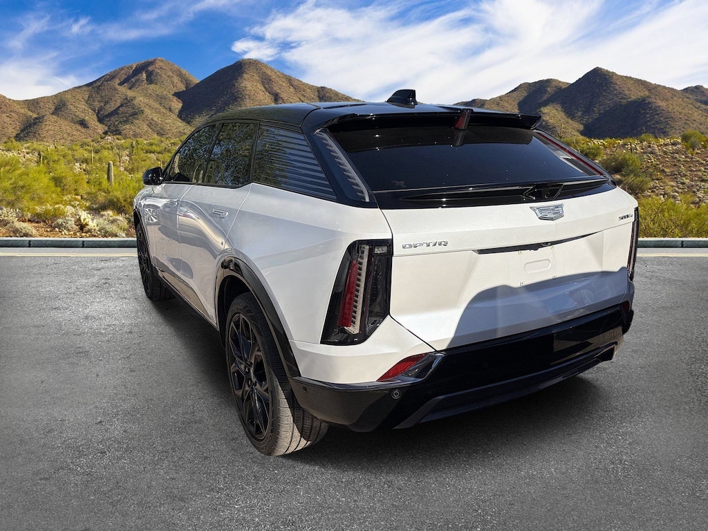 Used 2025 CADILLAC OPTIQ Sport 1 SUV
