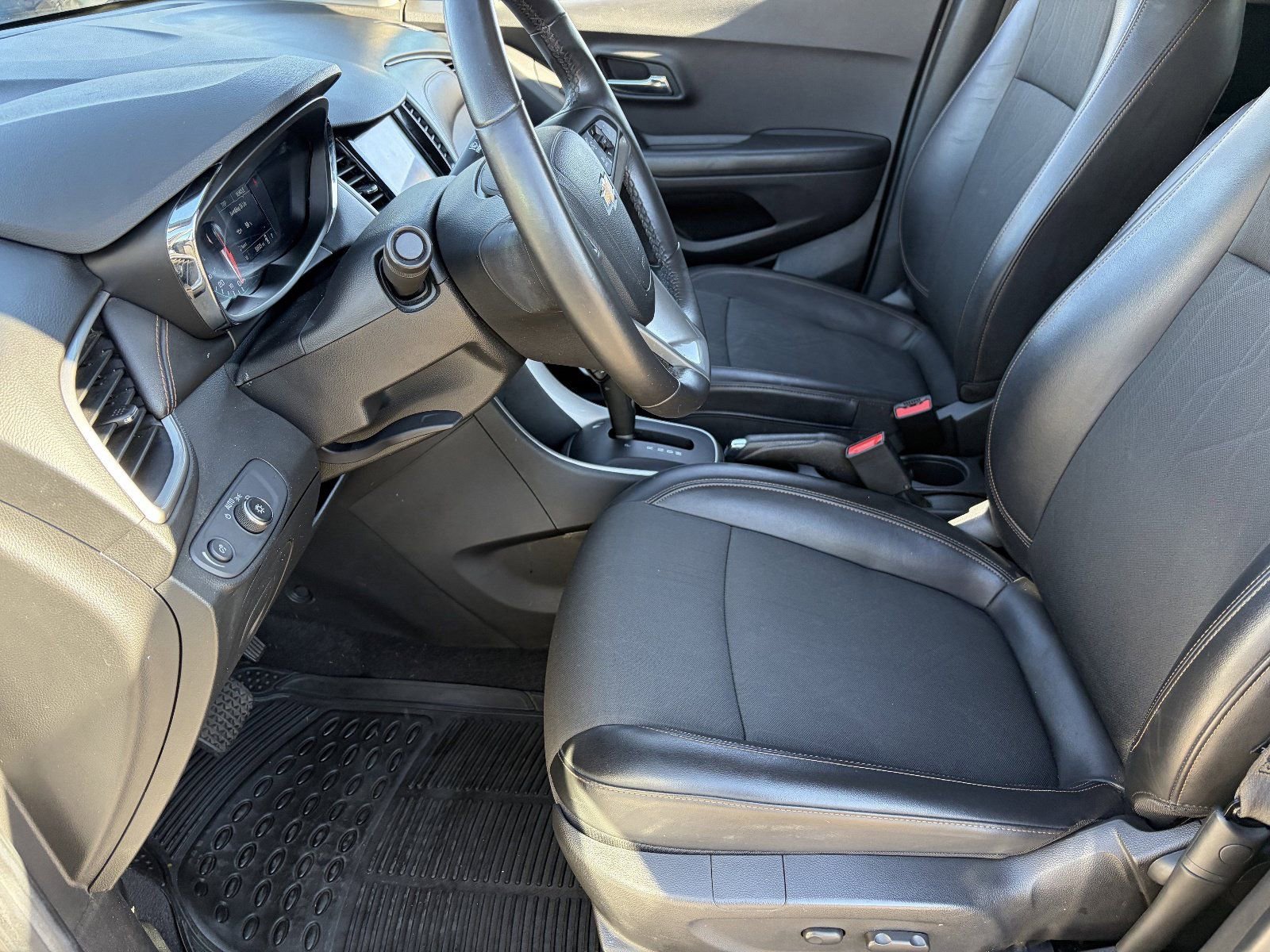 2022 Chevrolet Trax LT - Photo 20