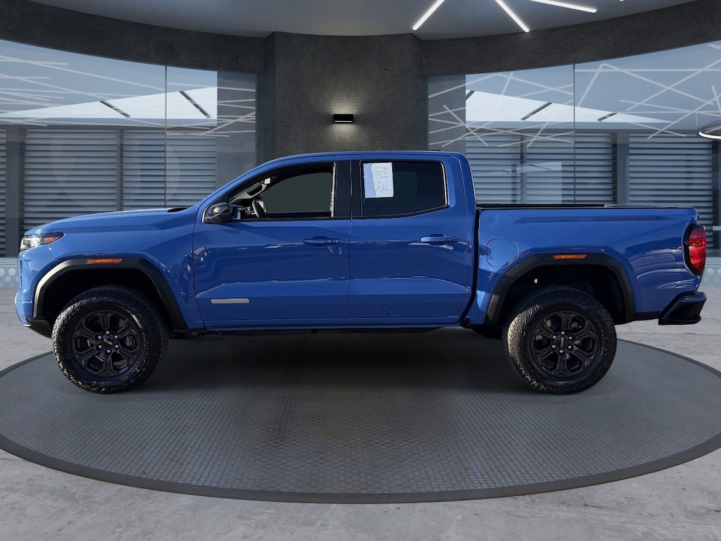Used 2025 GMC Canyon Elevation Truck