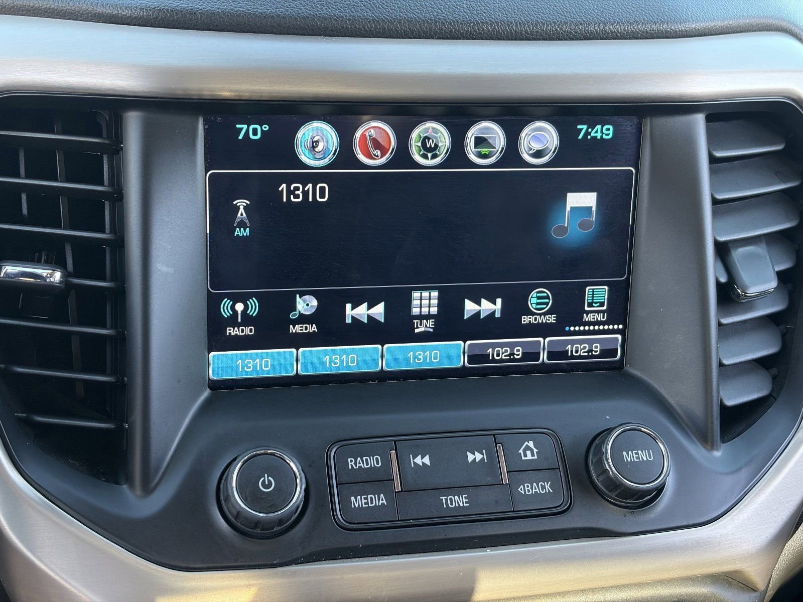 2019 GMC Acadia Denali - Photo 27