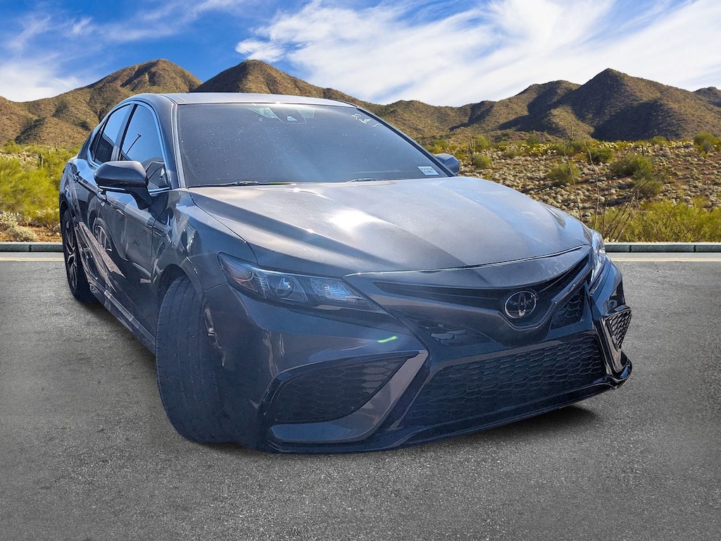 Used 2024 Toyota Camry SE Sedan