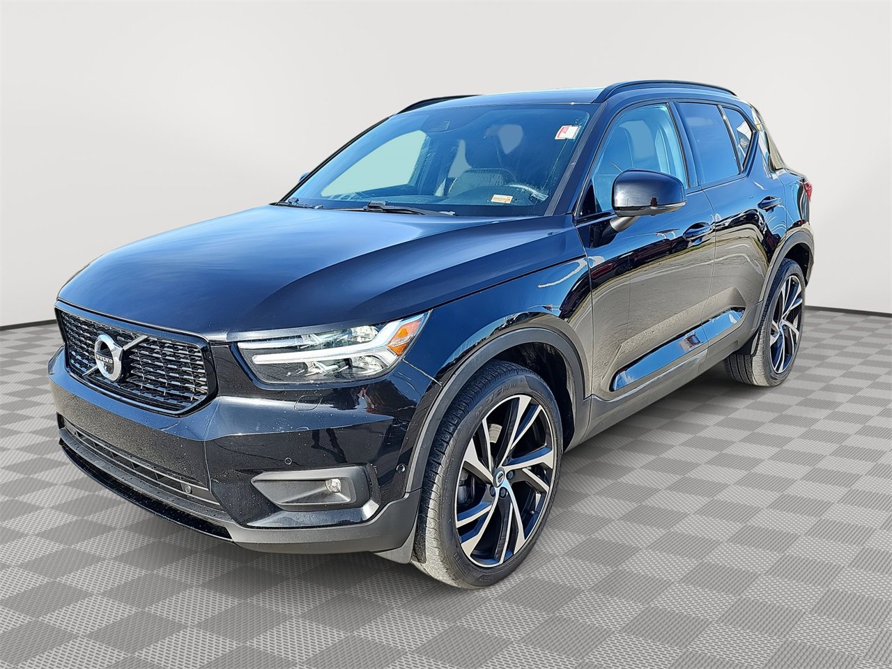 2022 Volvo XC40
