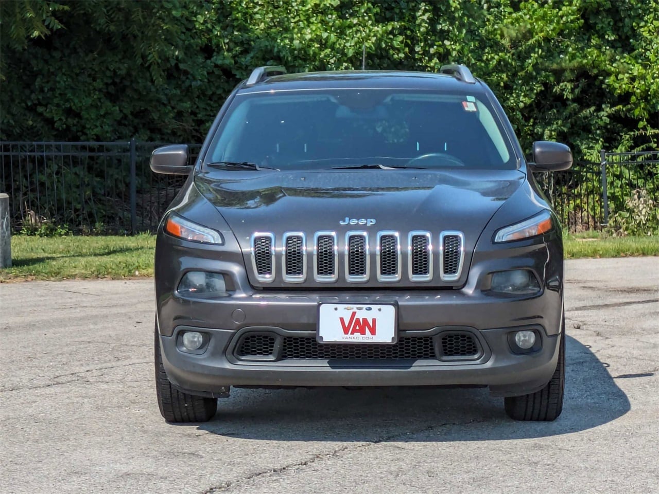Used 2014 Jeep Cherokee Latitude with VIN 1C4PJMCS3EW272336 for sale in Kansas City