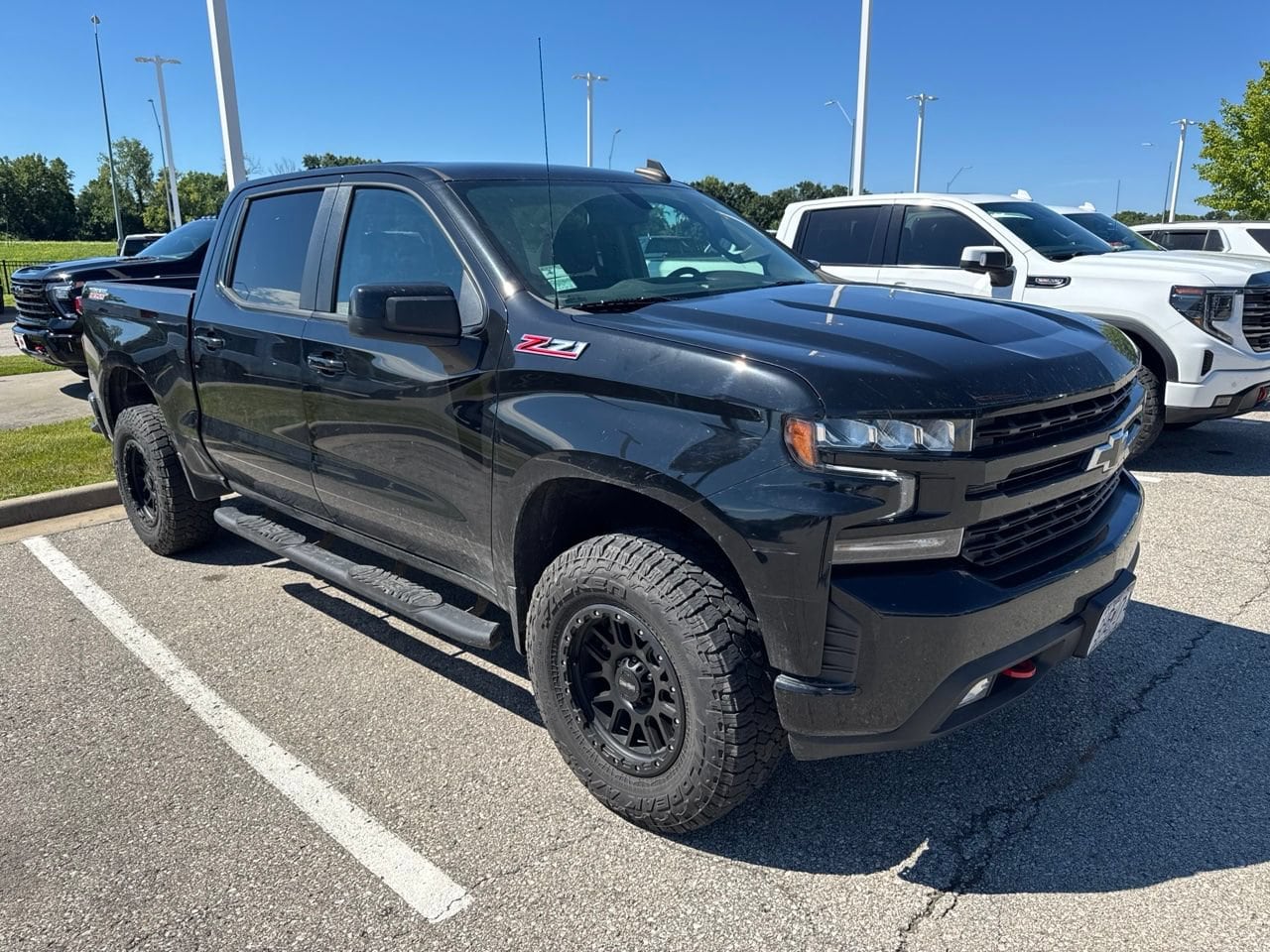 Used 2021 Chevrolet Silverado 1500 LT Trail Boss with VIN 3GCPYFED2MG295609 for sale in Kansas City