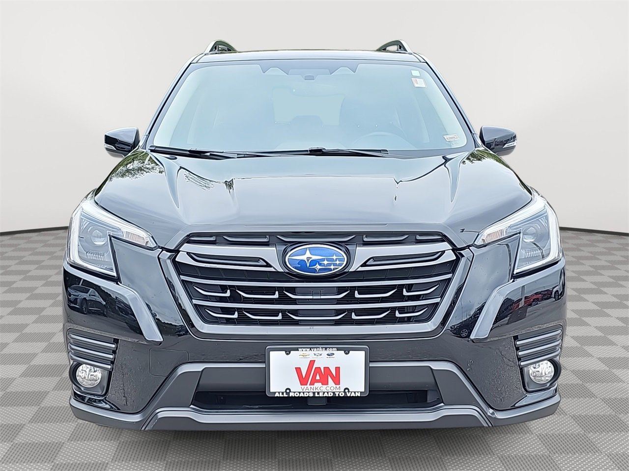 2023 Subaru Forester Limited photo 2