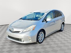 2014 Toyota Prius v Two