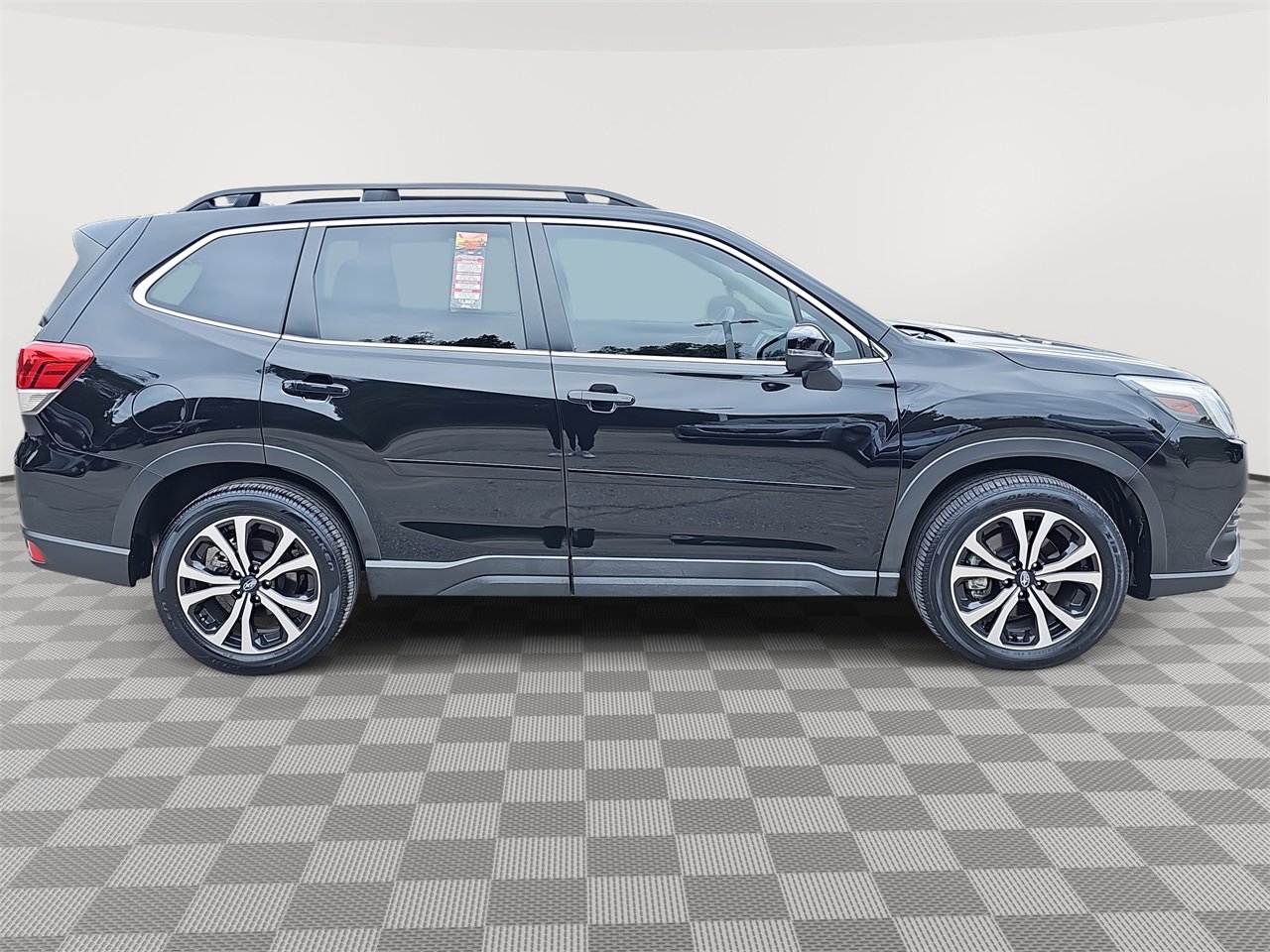 2023 Subaru Forester Limited photo 4