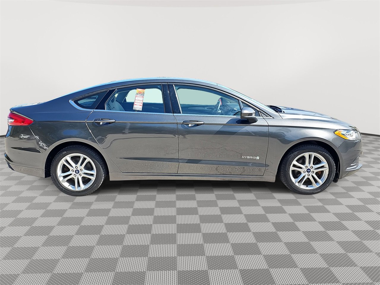 2018 Ford Fusion Hybrid S photo 4