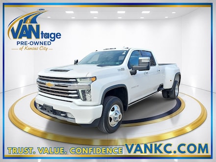 2023 Chevrolet Silverado 3500 HD High Country DRW Truck