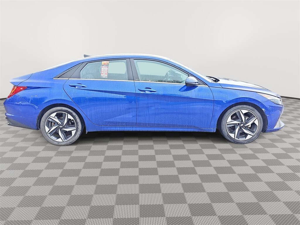 Used 2023 Hyundai Elantra Limited