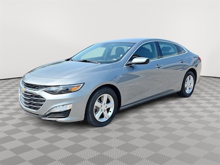 2023 Chevrolet Malibu LT Car