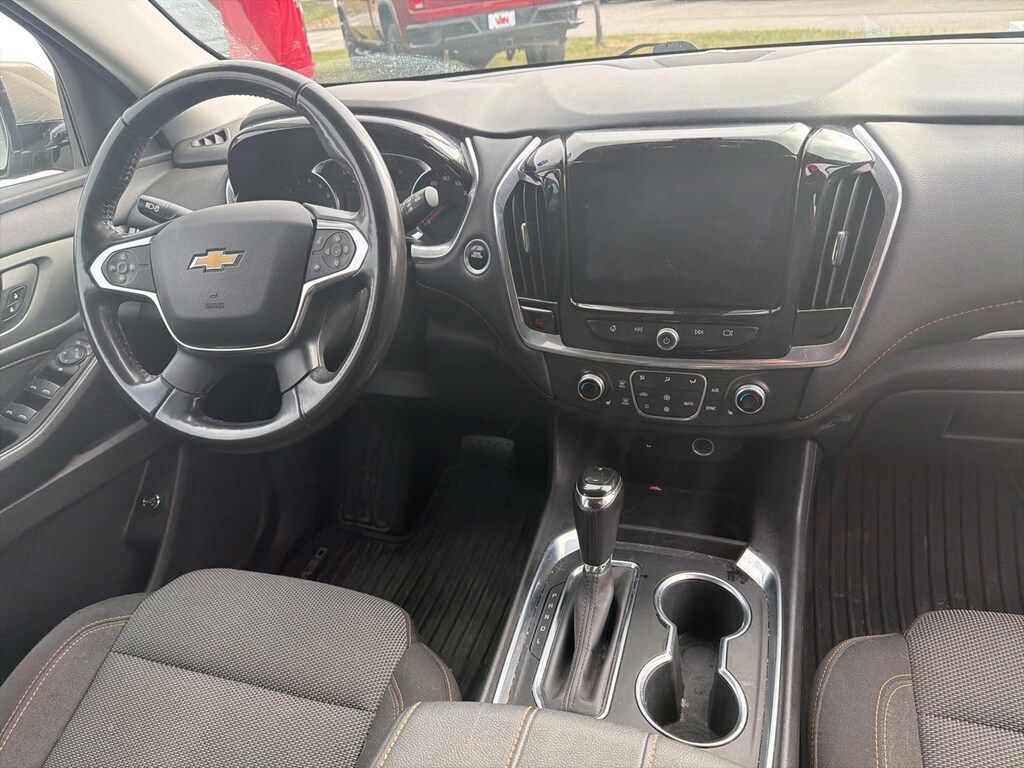 Used 2019 Chevrolet Traverse LT Cloth SUV