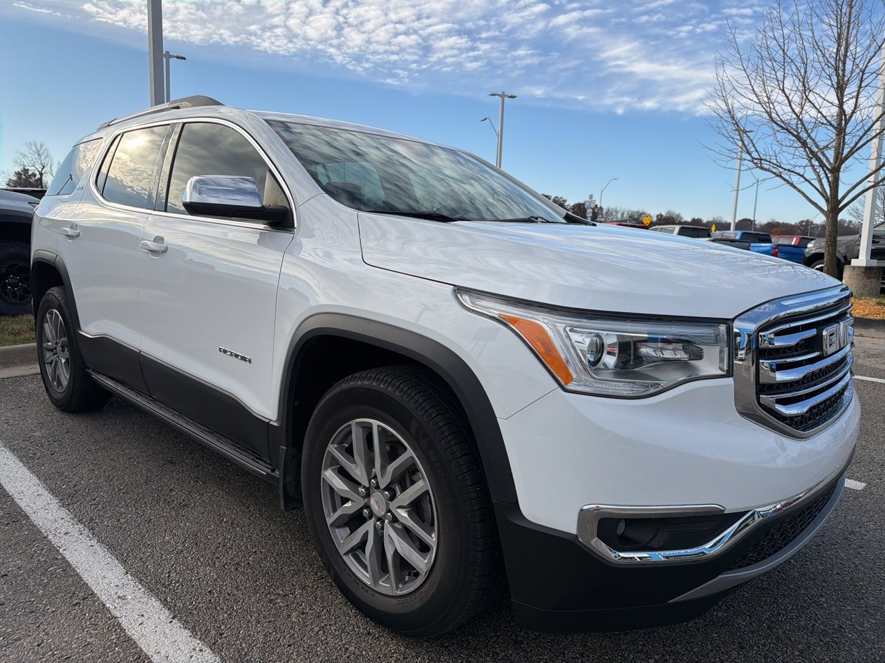 2017 Gmc Acadia SLE photo 3