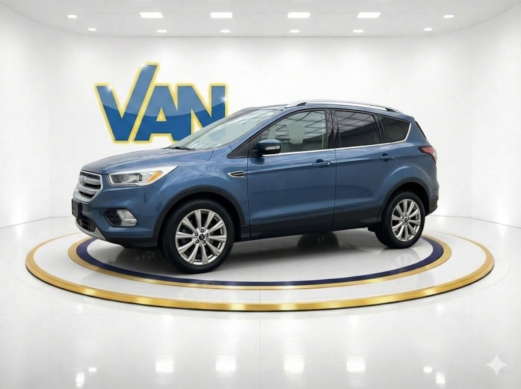 2018 Ford Escape Titanium's photo